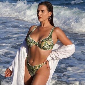 Calzedonia Balconette Bikini Top and Brazilian Bikini Bo…